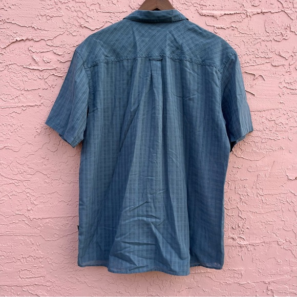 Patagonia Lightweight Button Up Shirt Short Sleeve Mens Size Large - Picture 5 of 5
